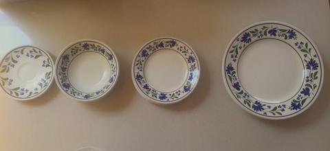 Classic plates, bowls, saucers, dinners plates