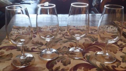 Set of 4 tasting glasses