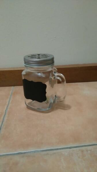Glass jars, drinking mugs