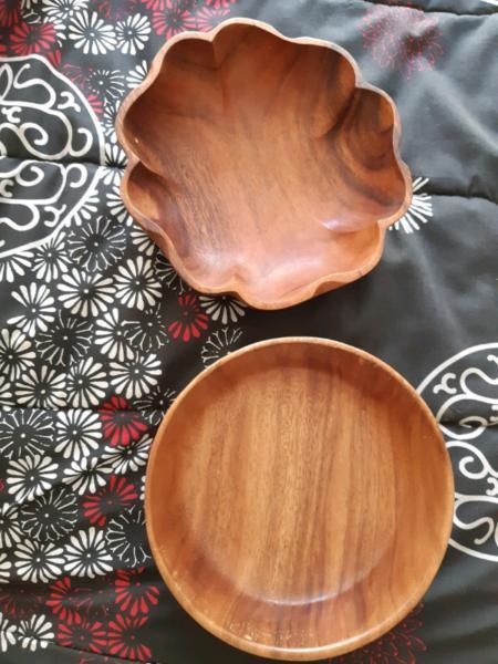 2 x vintage wooden large serving bowls