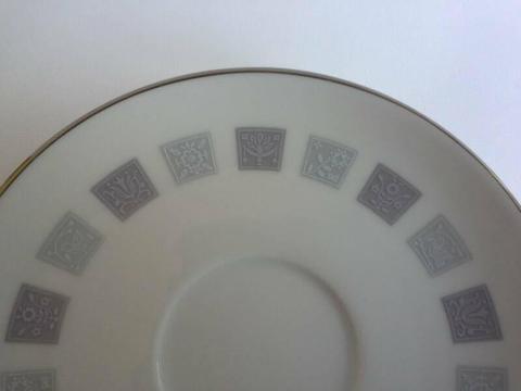 Noritake China Dinner Set, Arroyo Pattern, 6 Place with Tea Set