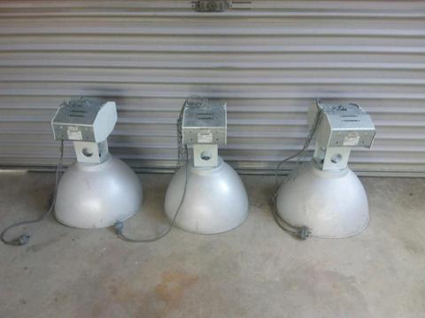 Six of Slyvania Warehouse Lights 400W Mercury Vapour White Light