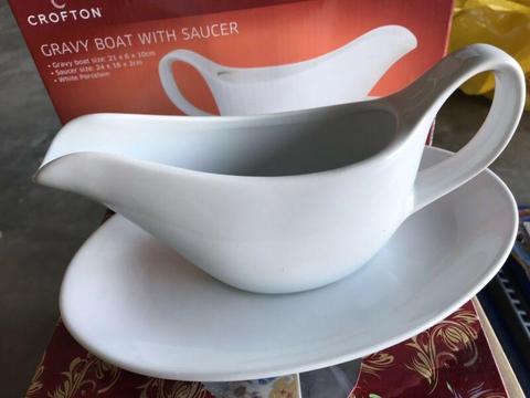 Gravy boat with saucer - new in box