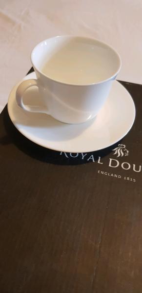 Brand new Royal Doulton signature white tea cups and saucers x 12