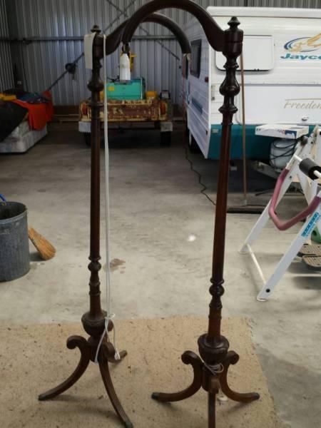 LAMP STANDS