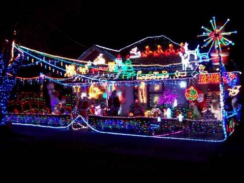 Wanted: WANTED: THE CHRISTMAS LIGHTS & DECORATIONS YOU DON'T WANT OR USE!