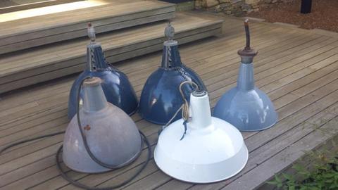 Industrial light fittings x 5