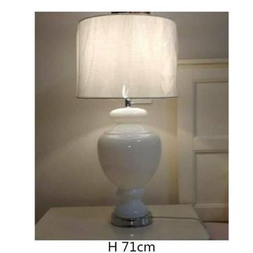 LARGE CLEAR GLASS BASE BEDSIDE TABLE LAMP DESK LIGHT H71 3KG WHIT