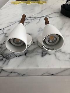 2 x wall mounted lights perfect condition Retro look