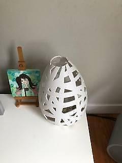 Egg Shaped lamp