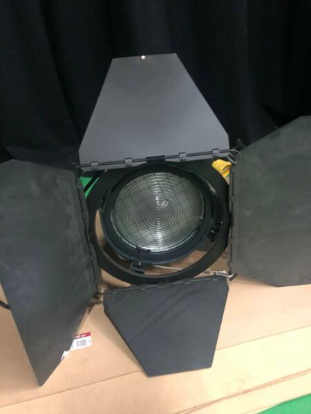 6x Filmgear - 2K Fresnel/Tungsten Studio Lights