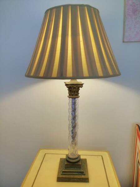 1 Rare Antique Decorative Designer Lamp With 2 Side Tables