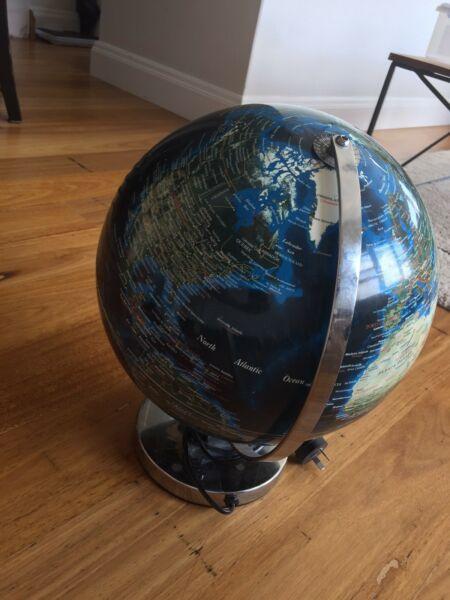 Australian geographic 30cm 2-in-1 city light / lamp globe