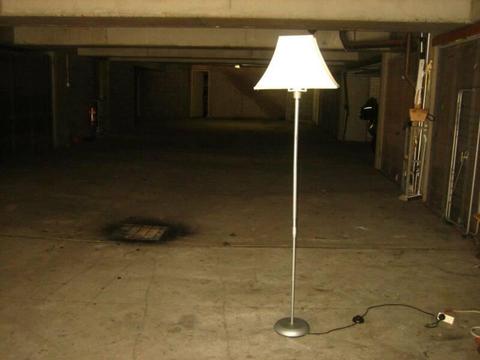 Floor lamp