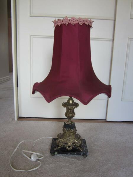 Vintage table lamp Italian marble base, brass with maroon shade