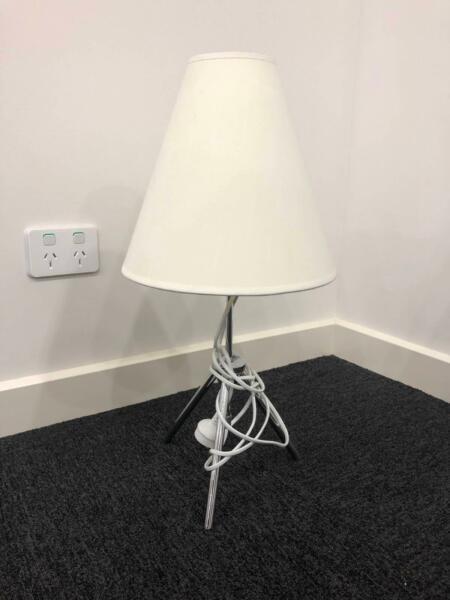 Lamp (bedside)