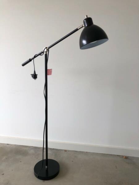 Standing lamp