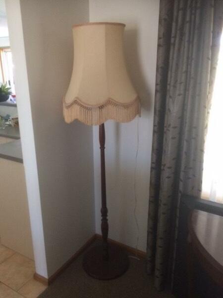 Vintage Style Floor Standing Lamp Timber