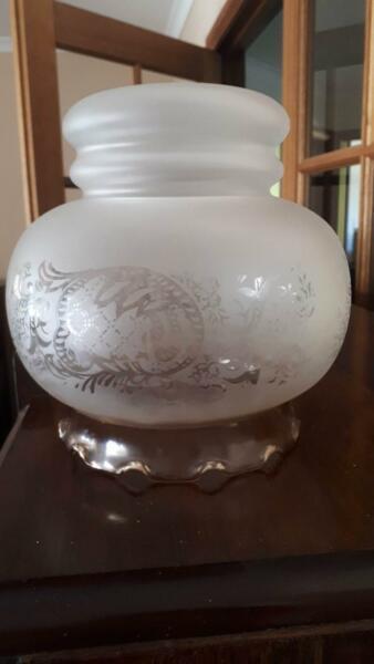 Vintage light shade in great condition