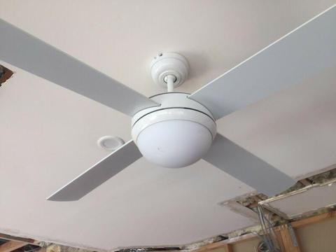 White ceiling fan with light