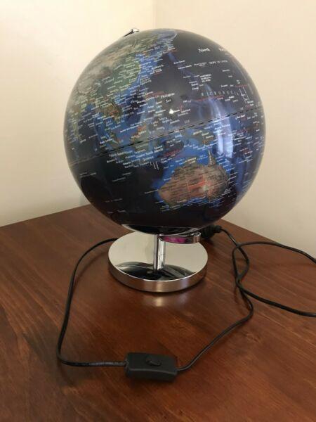 World Globe Lamp
