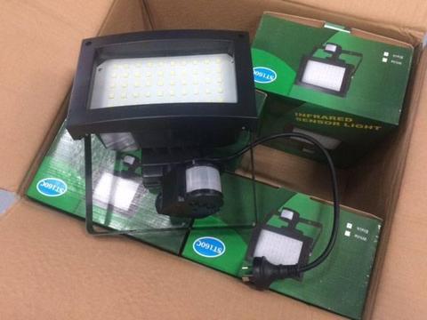 LED Sensor Flood Light