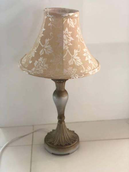 Bedside table lamp