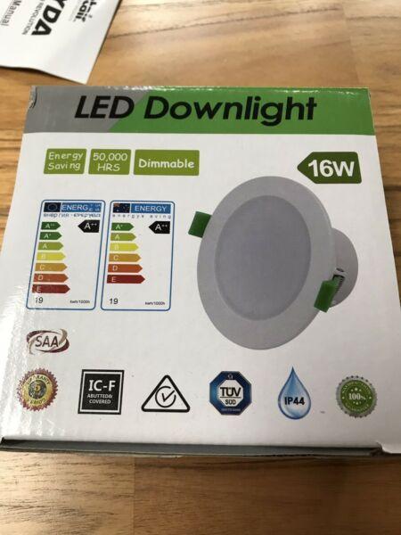 NEW - LED downlight 16w cool white - 120mm cutout