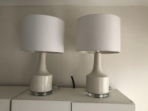 S&P table lamp