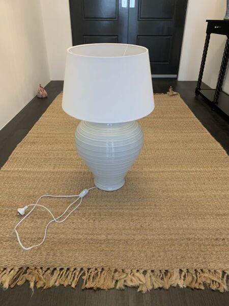 Montauk Table Lamp White