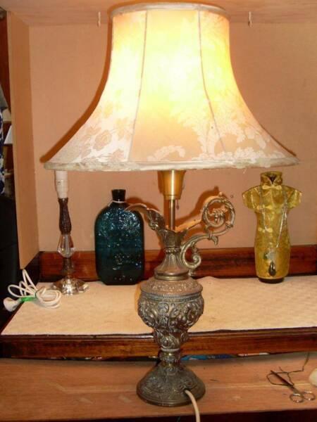 #2- Large Vintage table / desk lamp cast iron Jug base