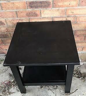 Small black lamp table