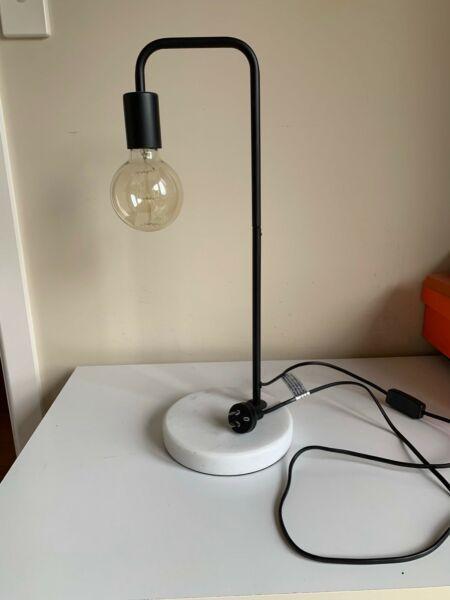 Chic Table Lamp