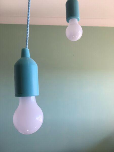 Hanging lights - Mint Green