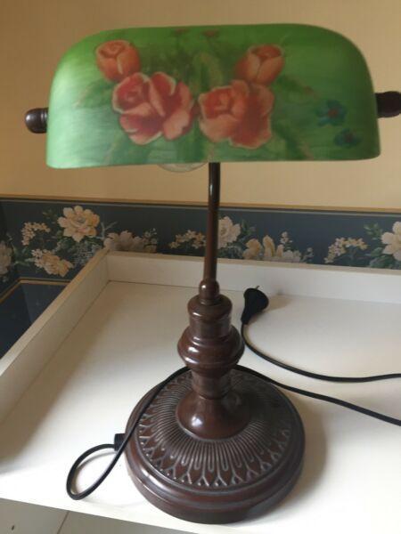Vintage Hand painter bankers lamp