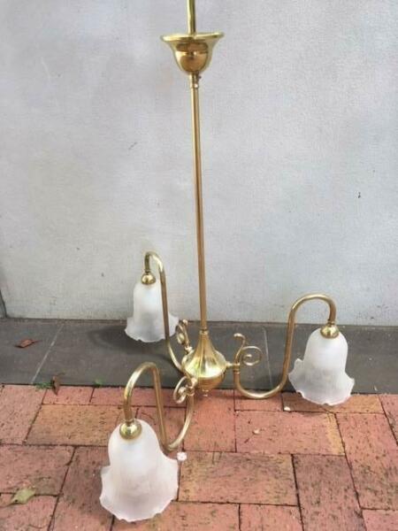Elegant Victorian 3-arm brass pendant light