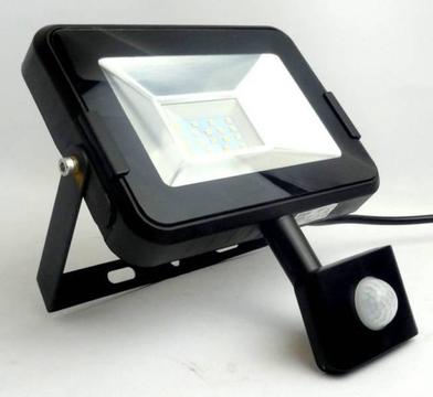 Arlec 20W LED Black Flood Security Light With PIR Sensor - MAL802