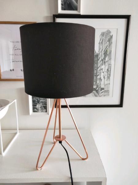 Black and rose gold table lamp