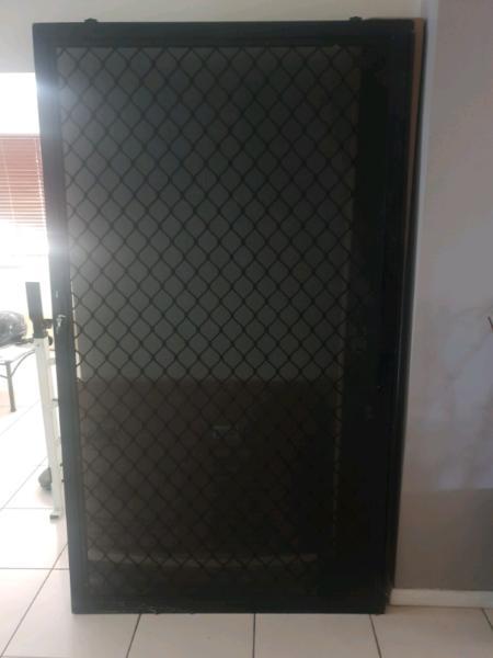 Metal mesh security screen door