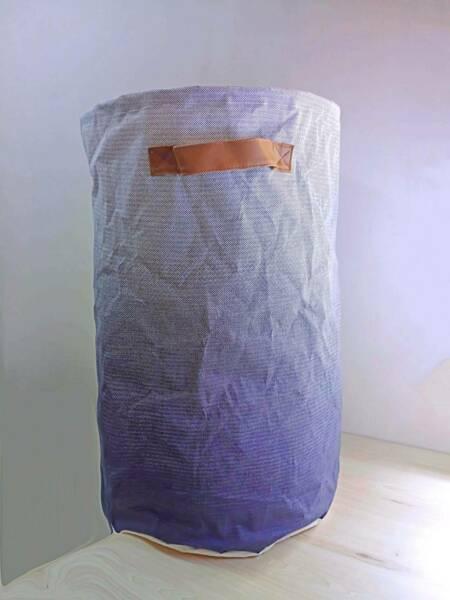 Collapsable round blue laundry hamper