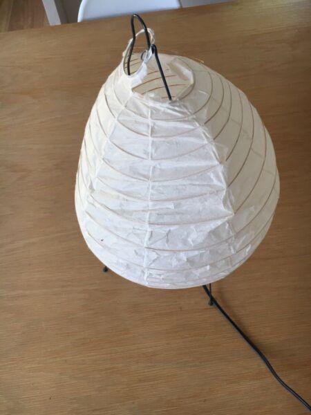 AUTHENTIC NOGUCHI PAPER LANTERN TABLE LAMP