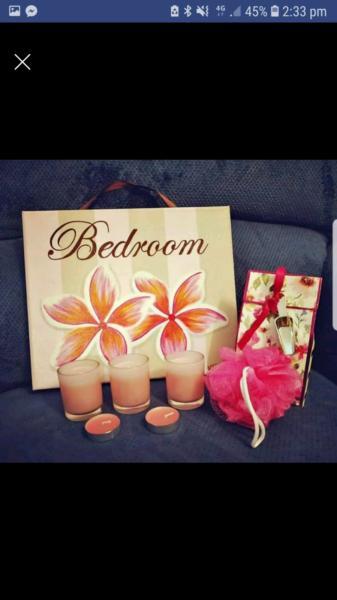 Brand New Frangipani Painting and Pamper Gift Set p/up Fairfield