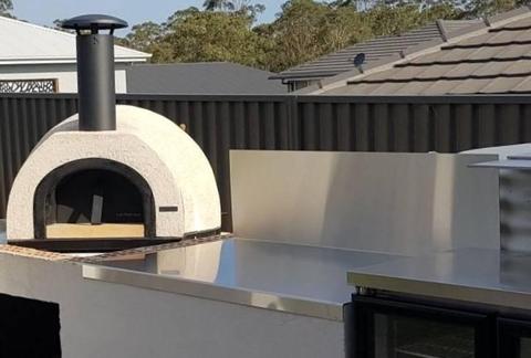 Pizza Oven Pre-built Wood Fired Oven NEW