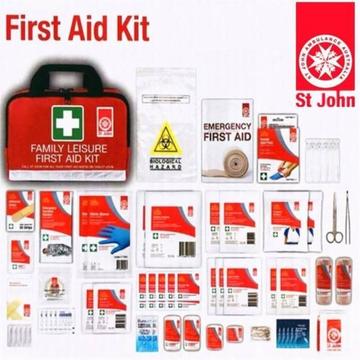 ST JOHN First Aid Kit Bag Medical Emergency Workplace Safety 135P