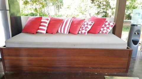 Custom made Daybed with storeage