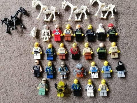 Bulk lego and mini figures