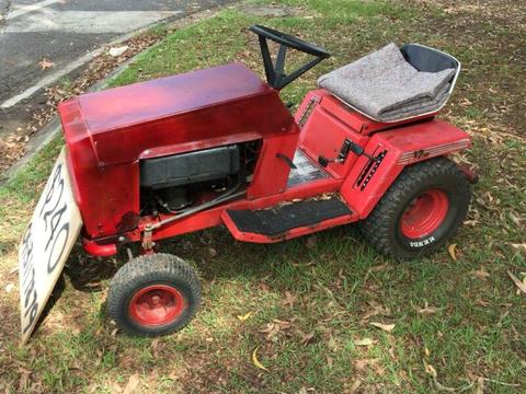 12hp 5 speed Rover Rancher Tactor - NO CUTTING DECK!