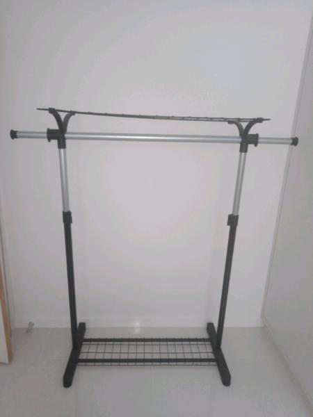 Clothes Rack collapsible and adjustable height