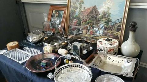 2. Bulk Mixed Variety Vintage Items. Over 30 Pieces