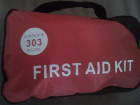 First aid kit 303pcs